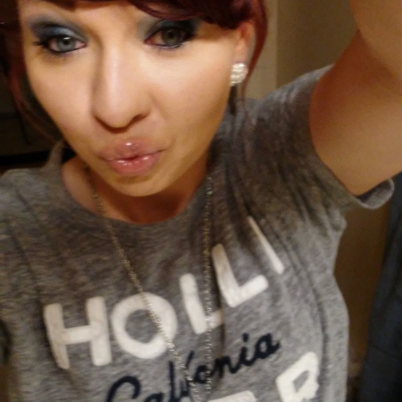 Meet your Posher, Clarissa - Picture 3 of 15